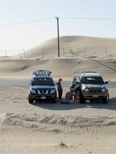 Abu Dhabi Desert Dune bashing – deflating tyres Abu Dhabi Desert Dune bashing – deflating tyres