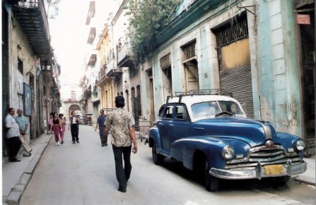 Havana-classic-car-parked-in-side-street Havana-classic-car-parked-in-side-street