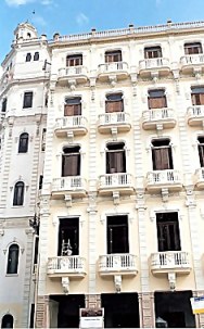 Building restoration in Havana