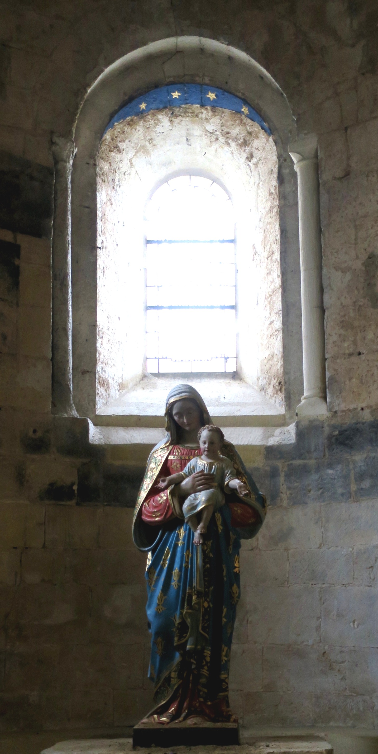 Hly MOther statue Cadouin Abbey Church, Dordogne, Franceof 