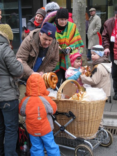 Mainz Carnival Children’s Parade pretzel man