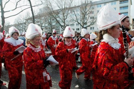 Mainz Carnival Parade Rosenmontag brass band trumpets