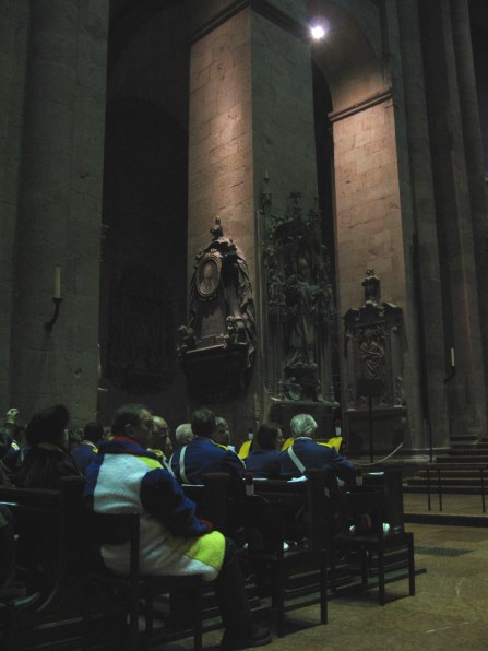 Mainz Carnival Sunday uniformed Garde in cathedral