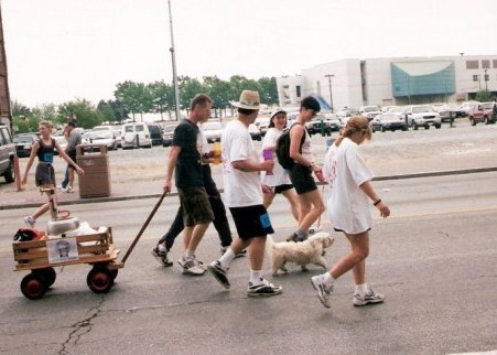 Walkers with supplies in the New Orleans Marathon