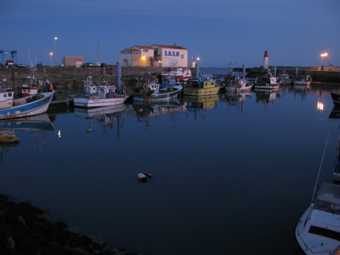 Île d’Oléron La Cotinière port at night