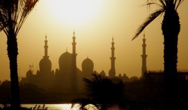 Abu Dhabi Grand Mosque from across river