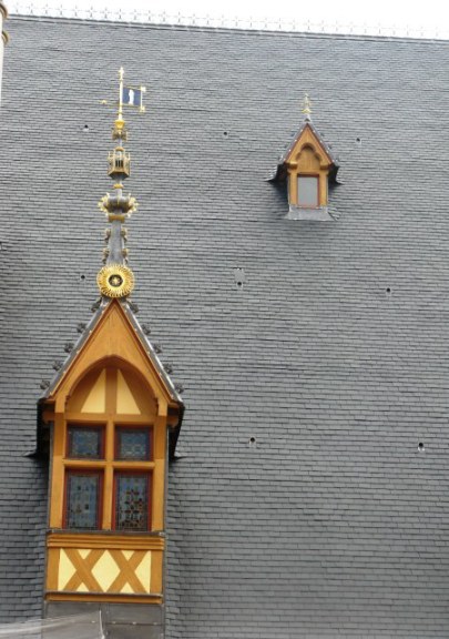 Artistic window spire Hospices de Beaune