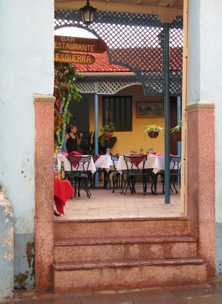 Bar Esquerra Trinidad de Cuba