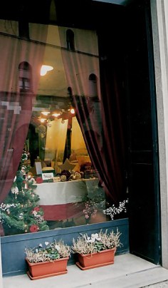 Bergamo Alta reflected in restaurant