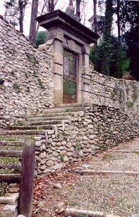 Brembilla Valley pathside shrine