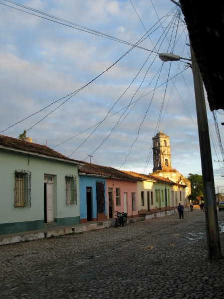 Electrical wire festoon in Trinidad de Cuba