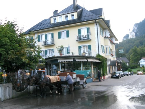 First of the carriages to Neuschwanstein Castle