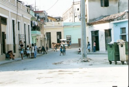 Havana Barrio Mule Cart disappearing