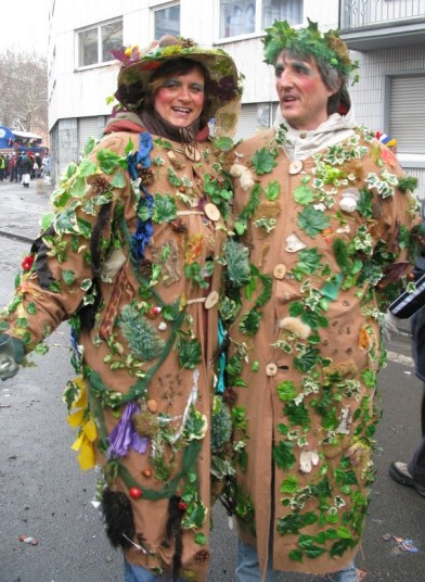 Mainz Fastnacht undergrowth costume