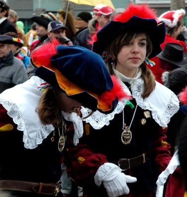 Mainz Fastnacht velvet and lace costumes