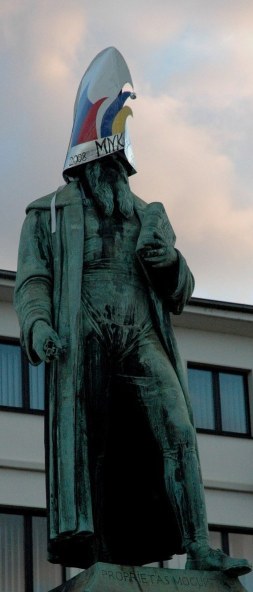Mainz Gurtenberg statue
