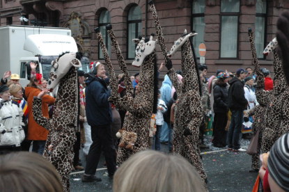 Mainz Rosenmontag giraffe