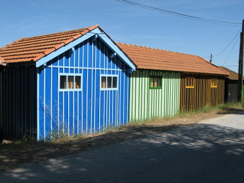 Île d’Oléron colourful oyster shacks