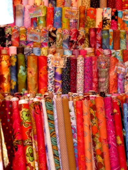 Qatar Doha Old Souk silks