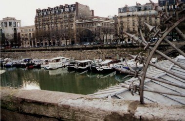 Seine marina - Paris