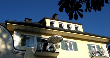 Terrace bedrooms of Hotel Müller overlooking Hohenschwangau Castle