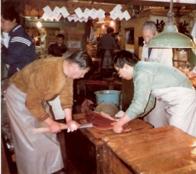 Tokyo Fish Market cutting tuna with sword