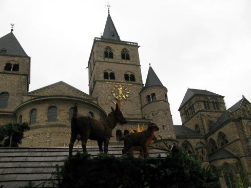 Trier Christmas Market with goats against cathedral