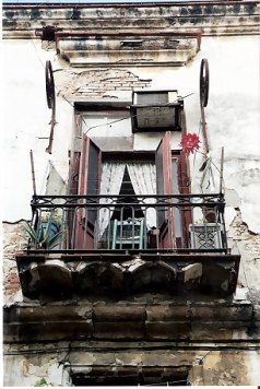 Unrestored balcony in Havana